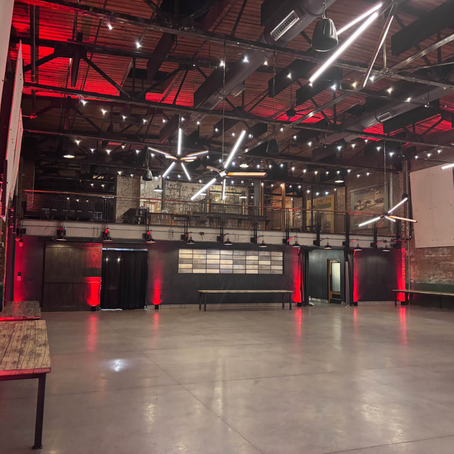 Uplighting pool area at Reynold Gardens